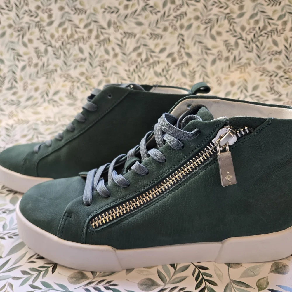 Kenneth Cole Tyler Zip Mid-Top Leather Sneakers - Size 7 - Picture 3 of 9